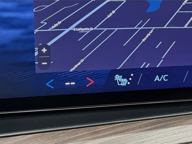 Used 2025 Chevrolet Tahoe Z71 w/ Z71 Off-Road Package image 24