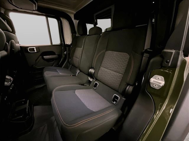 Used 2021 Jeep Gladiator Mojave w/ Cold Weather Group AWD/4WD image 25