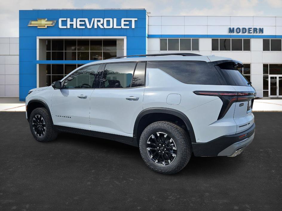 New 2026 Chevrolet Traverse Z71 w/ Enhanced Driving Package AWD/4WD image 3