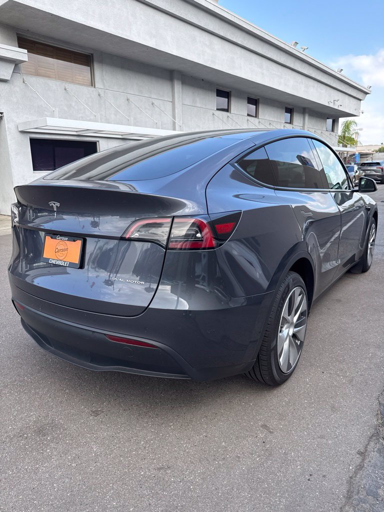 Used 2023 Tesla Model Y Long Range AWD/4WD image 5