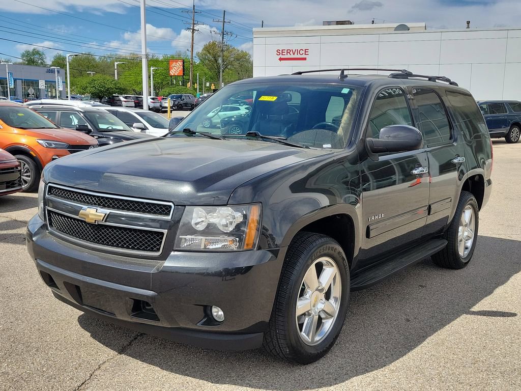 Used 2011 Chevrolet Tahoe LT w/ Luxury Package image 2