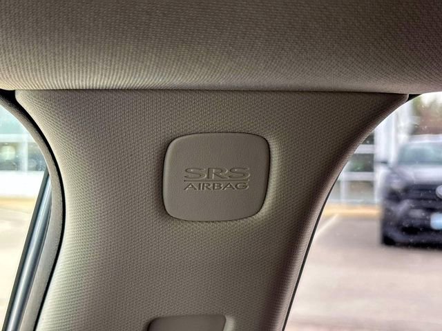 Used 2019 Subaru Crosstrek 2.0i Limited w/ Moonroof Package w/Navigation image 32