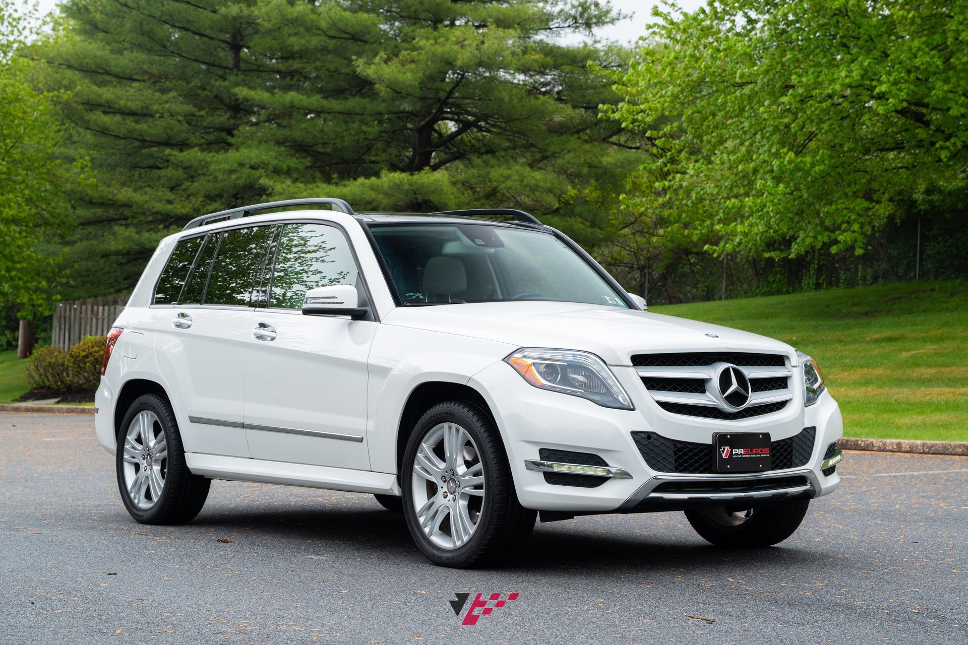 Used 2015 Mercedes-Benz GLK 350 4MATIC image 4
