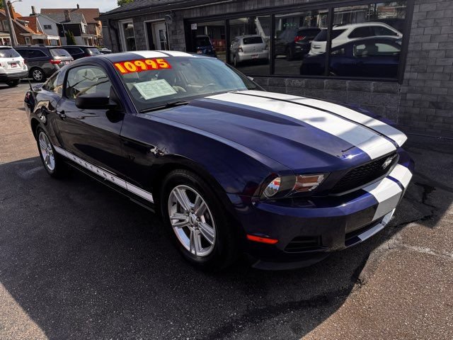 Used 2011 Ford Mustang Coupe w/ 101A Rapid Spec Order Code RWD image 1