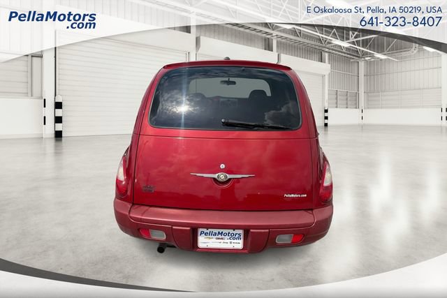Used 2007 Chrysler PT Cruiser Touring FWD image 4
