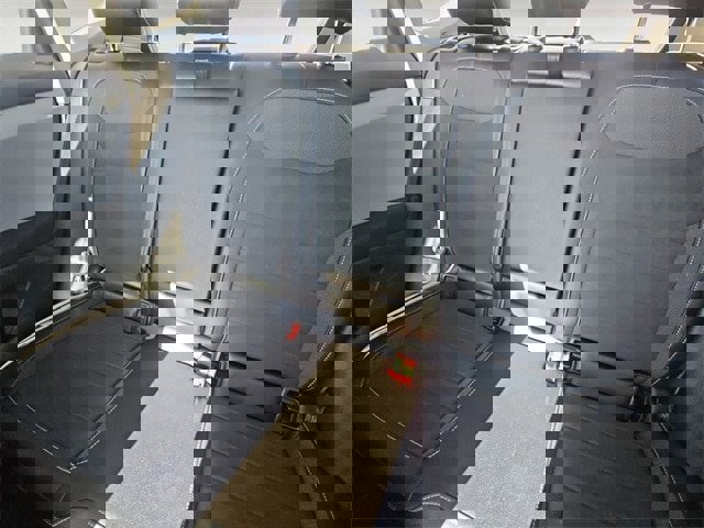 Used 2022 Volkswagen Taos SE w/ Panoramic Sunroof Package image 13