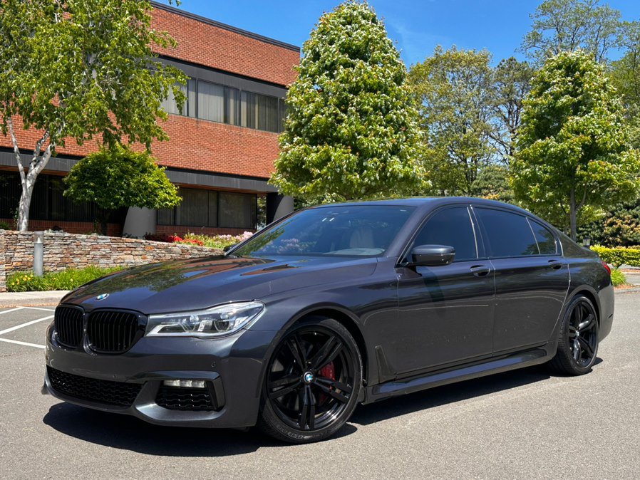 Used 2016 BMW 750i xDrive AWD/4WD image 2