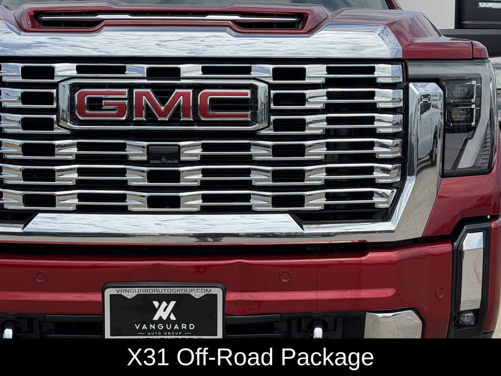 Used 2024 GMC Sierra 2500 Denali w/ Denali Reserve Package AWD/4WD image 4