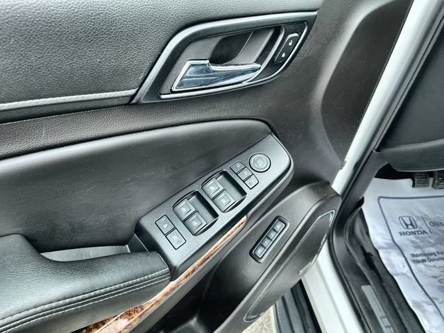 Used 2017 Chevrolet Tahoe Premier AWD/4WD image 17