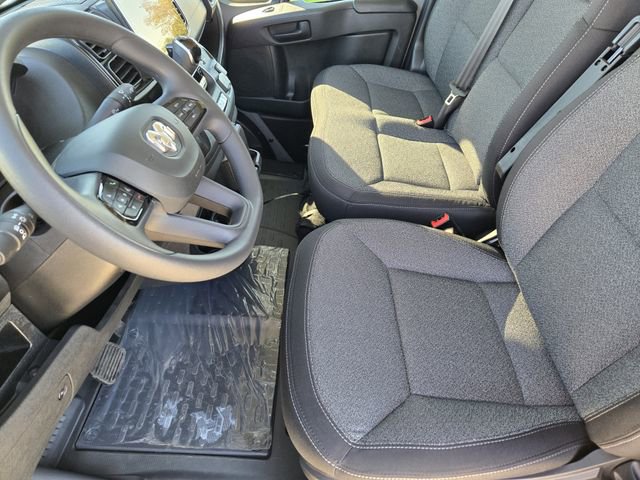 Used 2025 RAM ProMaster 2500 w/ Premium Convenience Group image 13