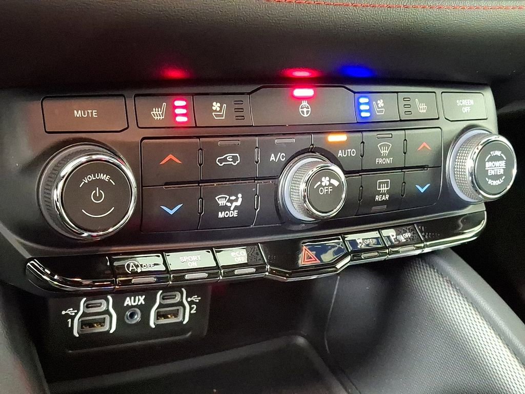 Used 2024 Dodge Durango GT AWD/4WD image 20