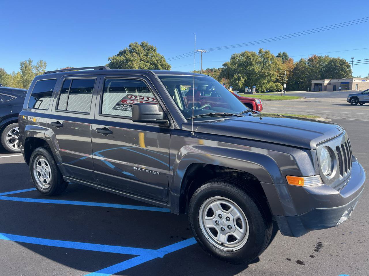 Used 2016 Jeep Patriot Sport FWD image 3