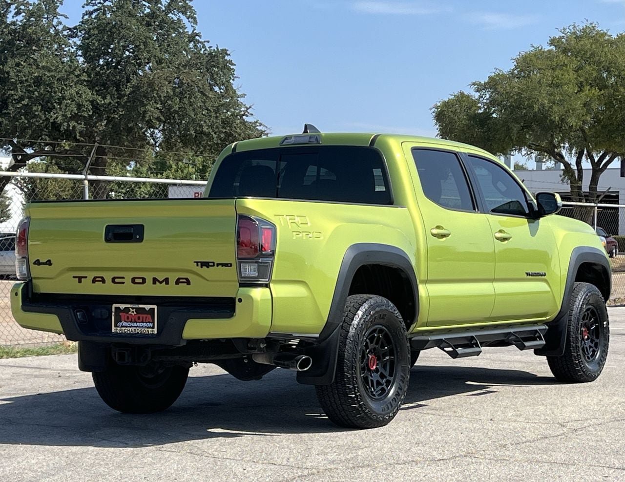 Used 2022 Toyota Tacoma TRD Pro AWD/4WD image 4