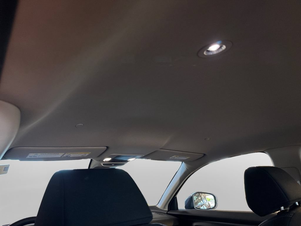 Used 2023 Honda HR-V LX image 23
