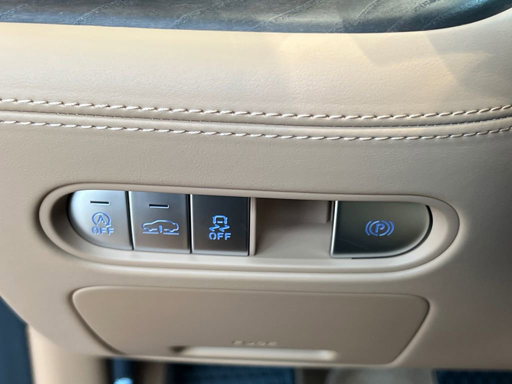 New 2026 Genesis G90 3.5T image 22