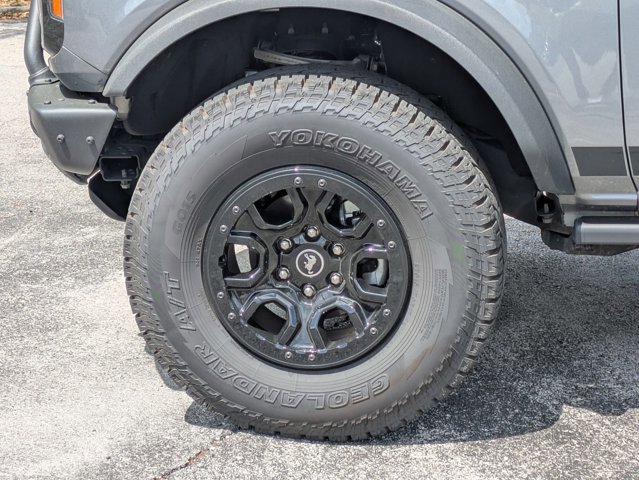 Used 2023 Ford Bronco Wildtrak image 9