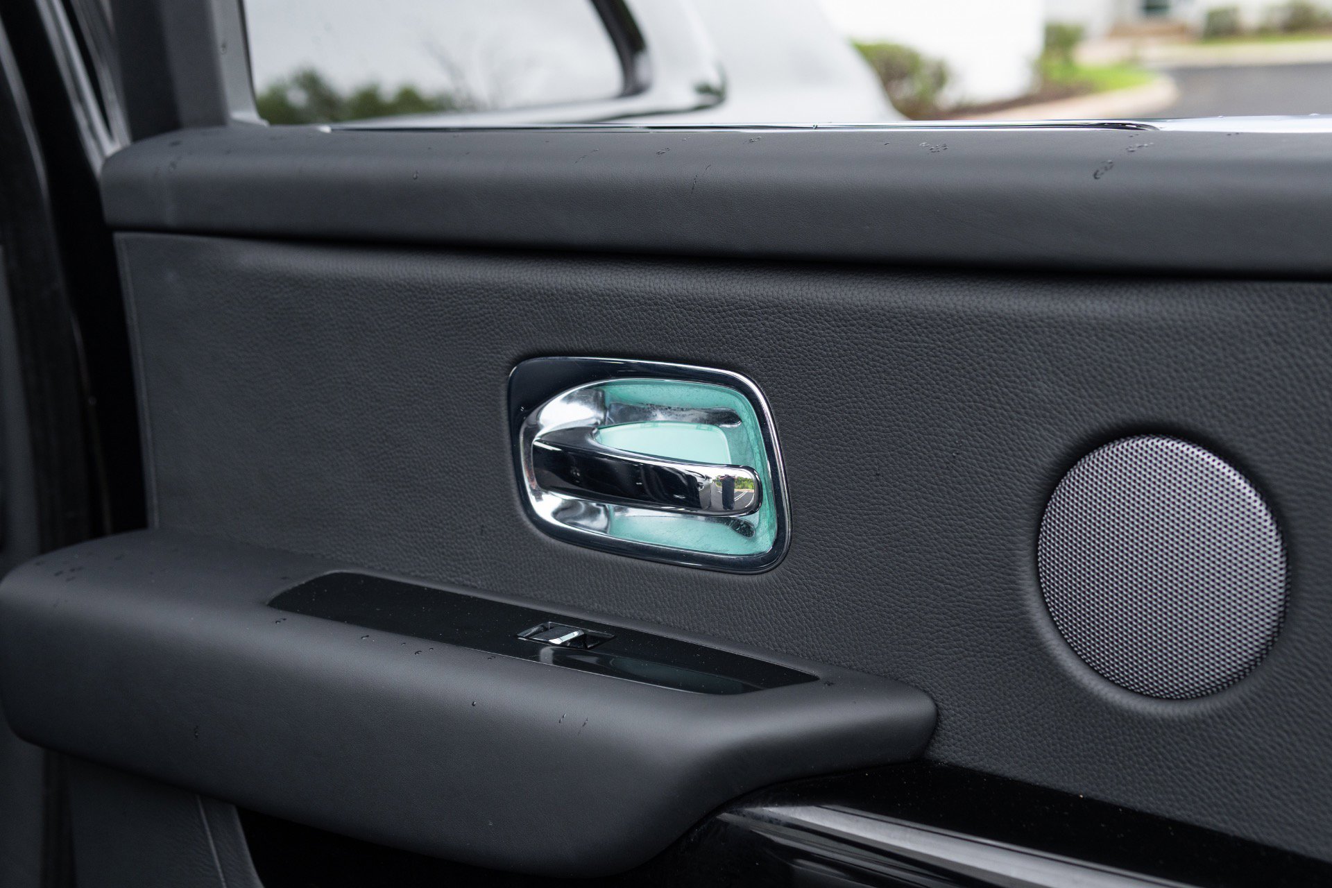 Used 2020 Rolls-Royce Cullinan image 47