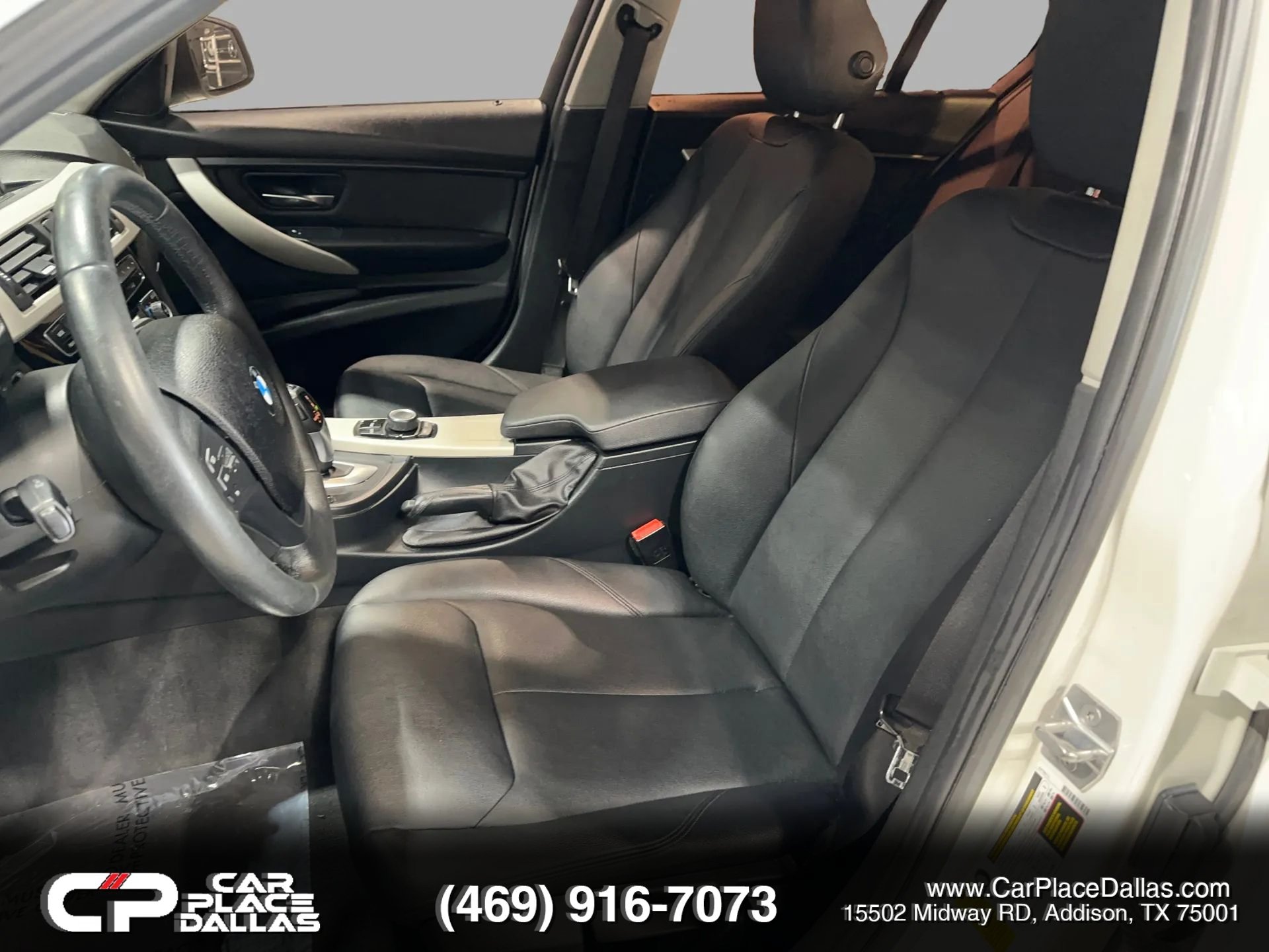 Used 2017 BMW 320i Sedan RWD image 13