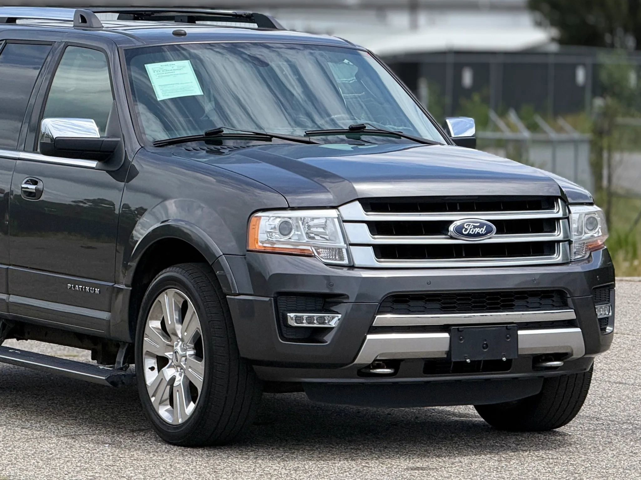 Used 2017 Ford Expedition Platinum AWD/4WD image 15