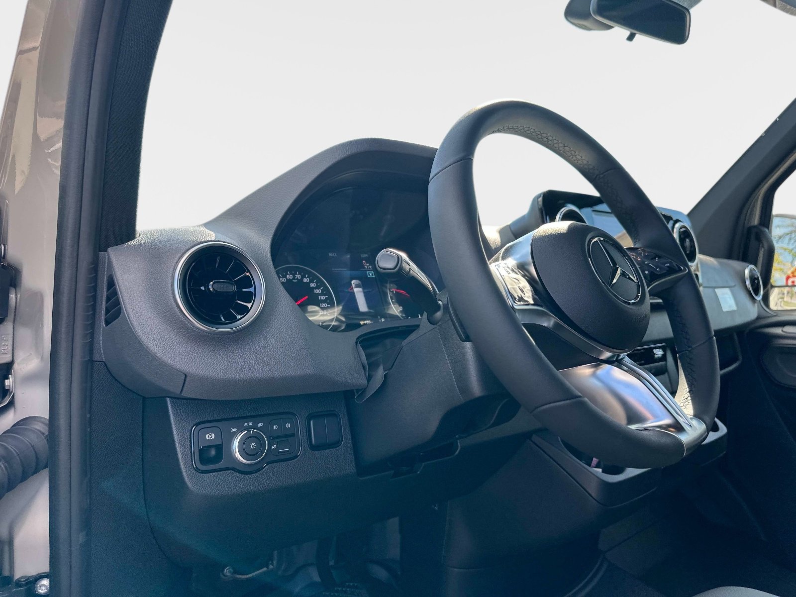 New 2026 Mercedes-Benz Sprinter 2500 image 15