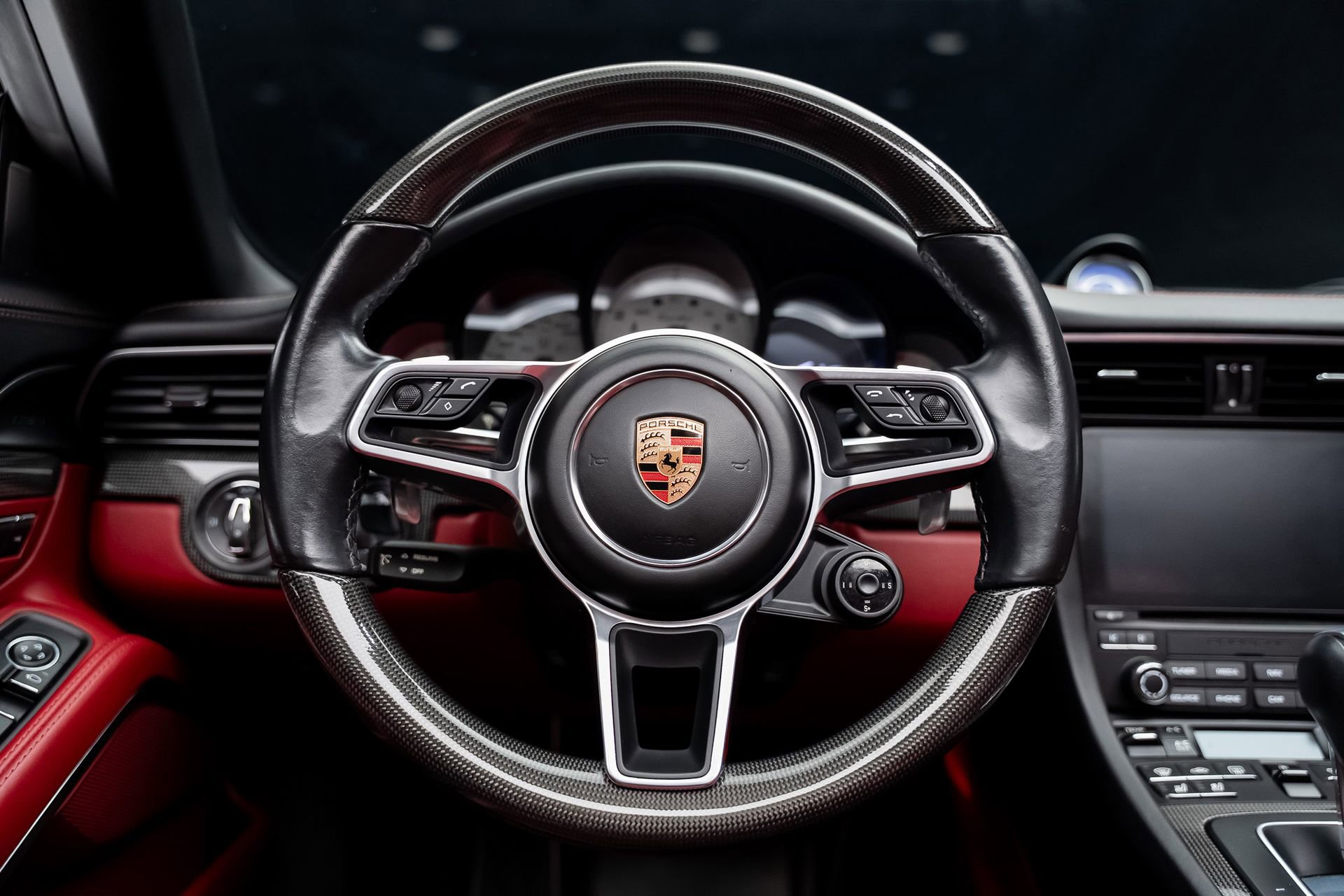 Used 2019 Porsche 911 Turbo image 45