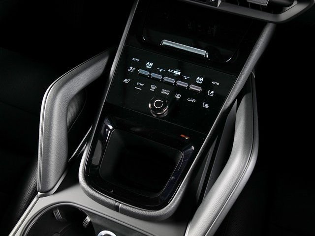 New 2026 Porsche Cayenne AWD/4WD image 16