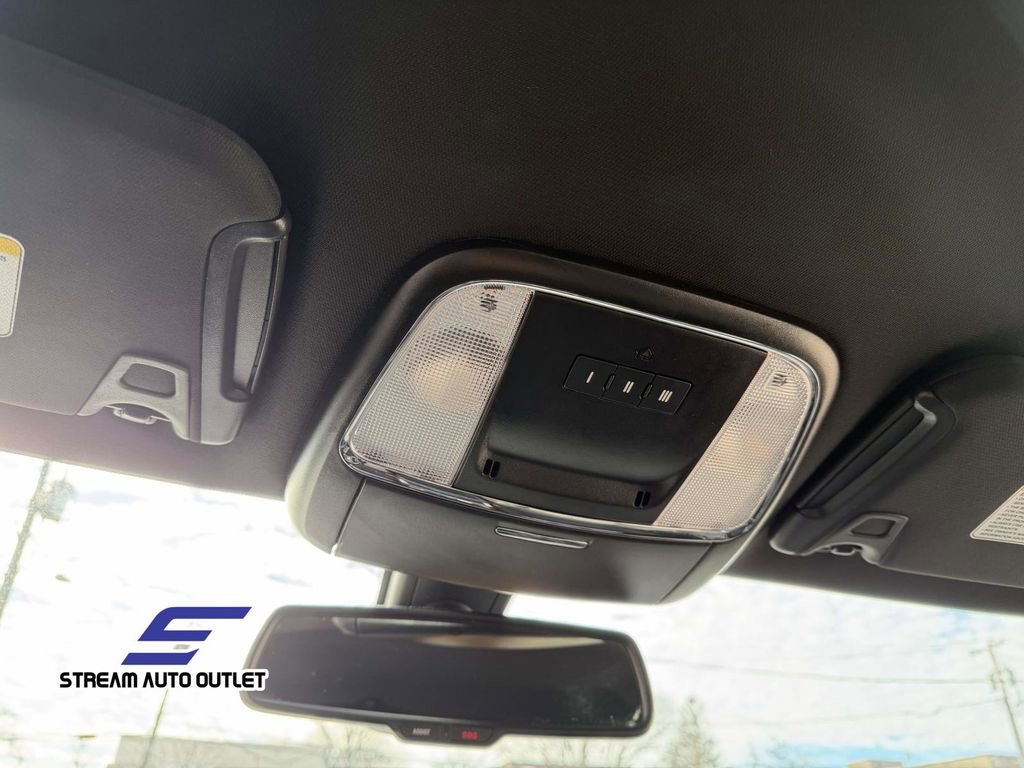 Used 2023 Dodge Charger GT image 28