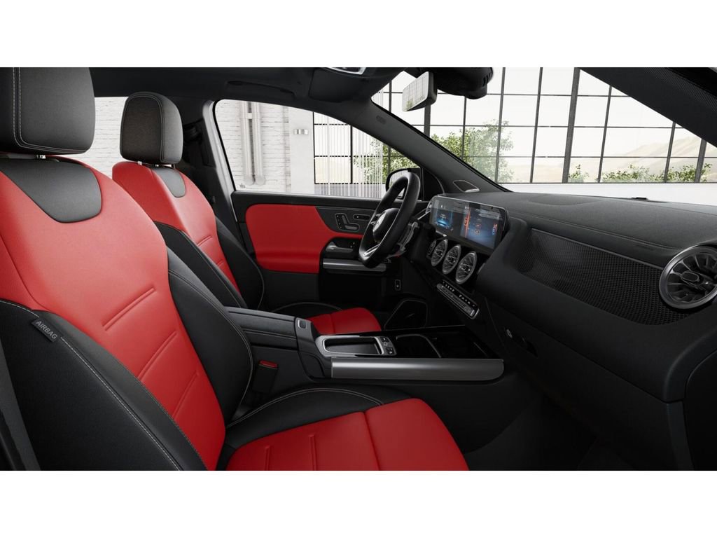 New 2025 Mercedes-Benz GLA 35 AMG 4MATIC image 4