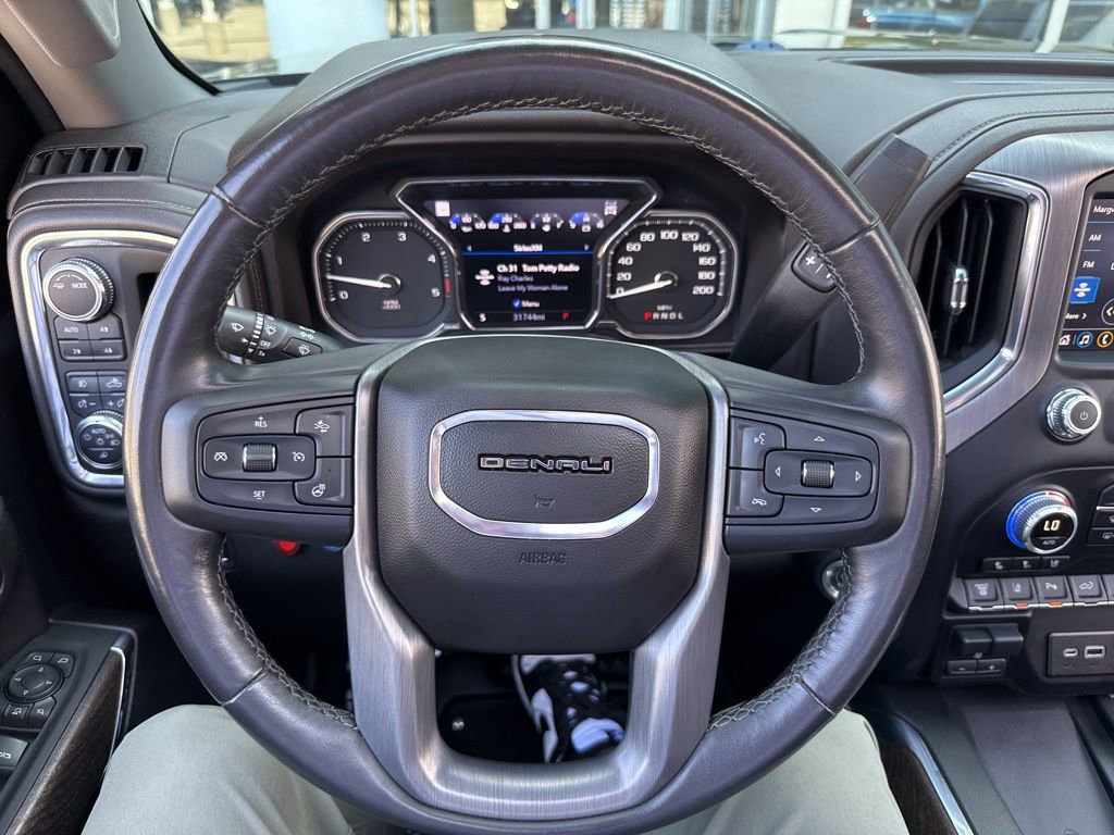 Used 2023 GMC Sierra 3500 Denali w/ Denali Black Diamond Edition image 37