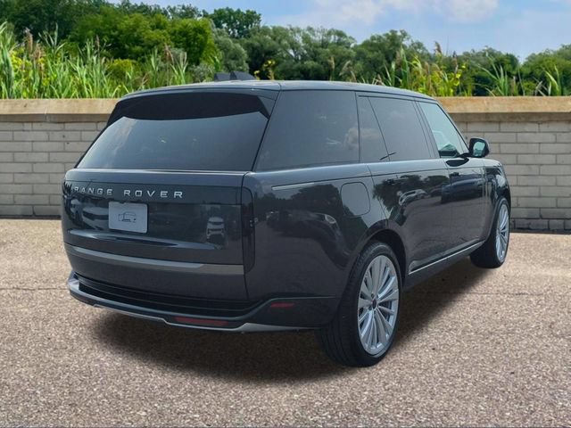 New 2026 Land Rover Range Rover Long Wheelbase SE AWD/4WD image 4
