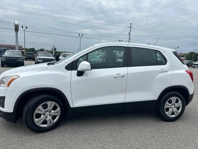 Used 2015 Chevrolet Trax LS FWD image 26