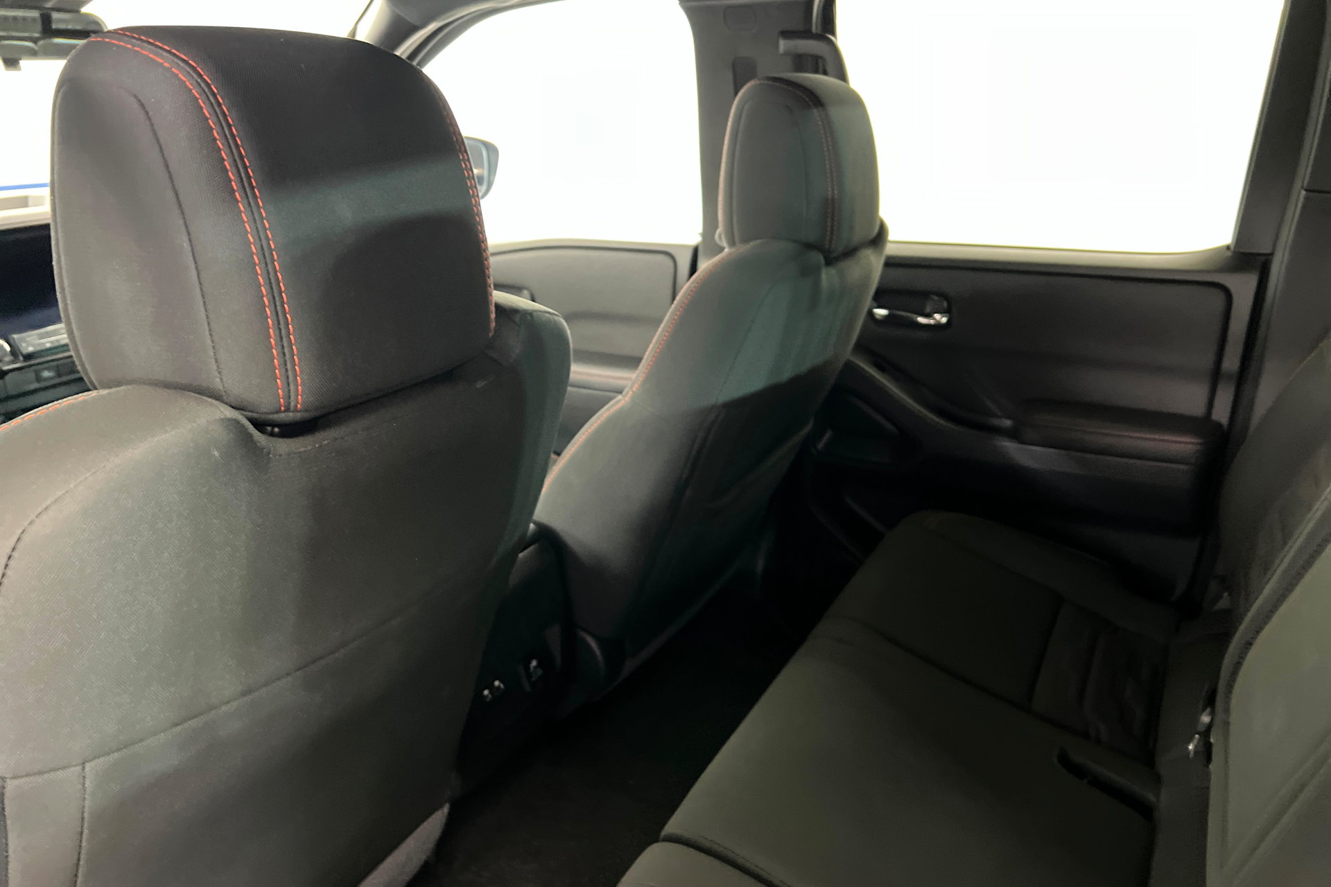Used 2024 Nissan Frontier Pro-X w/ Pro Convenience Package RWD image 20