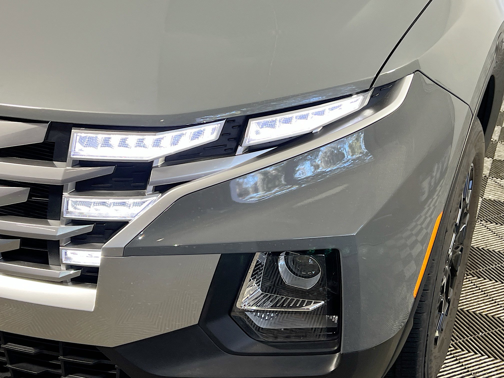 Used 2023 Hyundai Santa Cruz SEL image 12