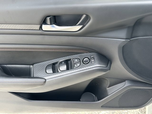 Certified 2022 Nissan Altima 2.5 SR image 18