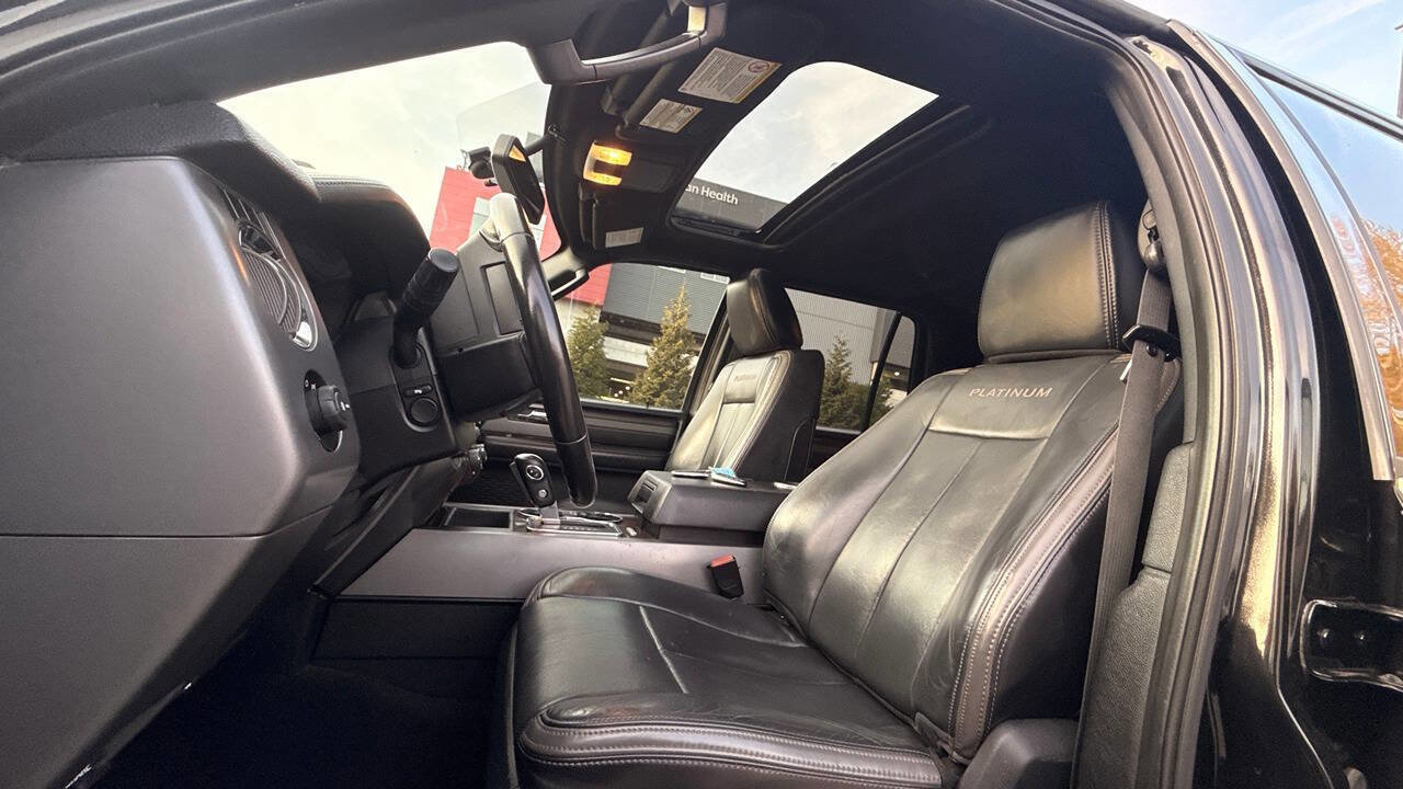 Used 2015 Ford Expedition Platinum image 35
