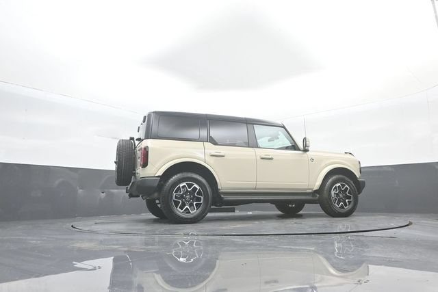 Certified 2025 Ford Bronco Outer Banks AWD/4WD image 39