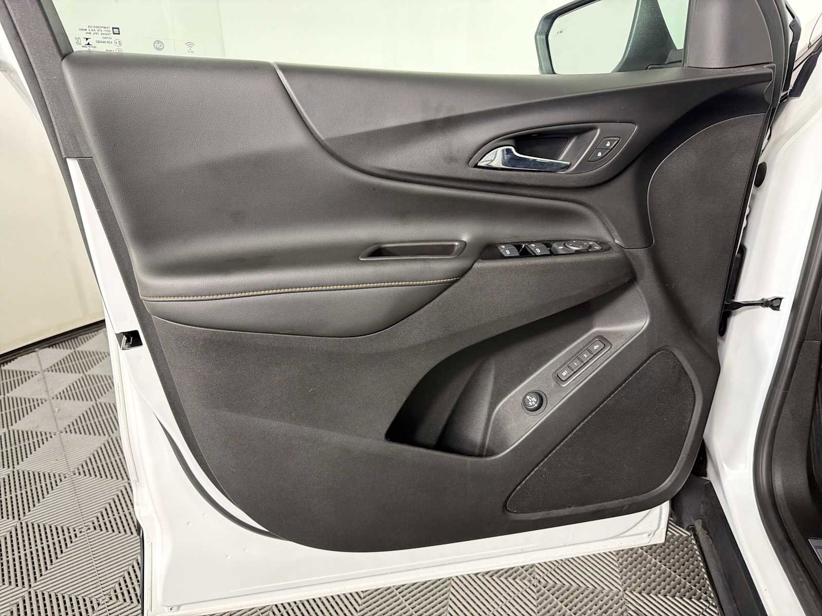 Certified 2022 Chevrolet Equinox Premier image 15
