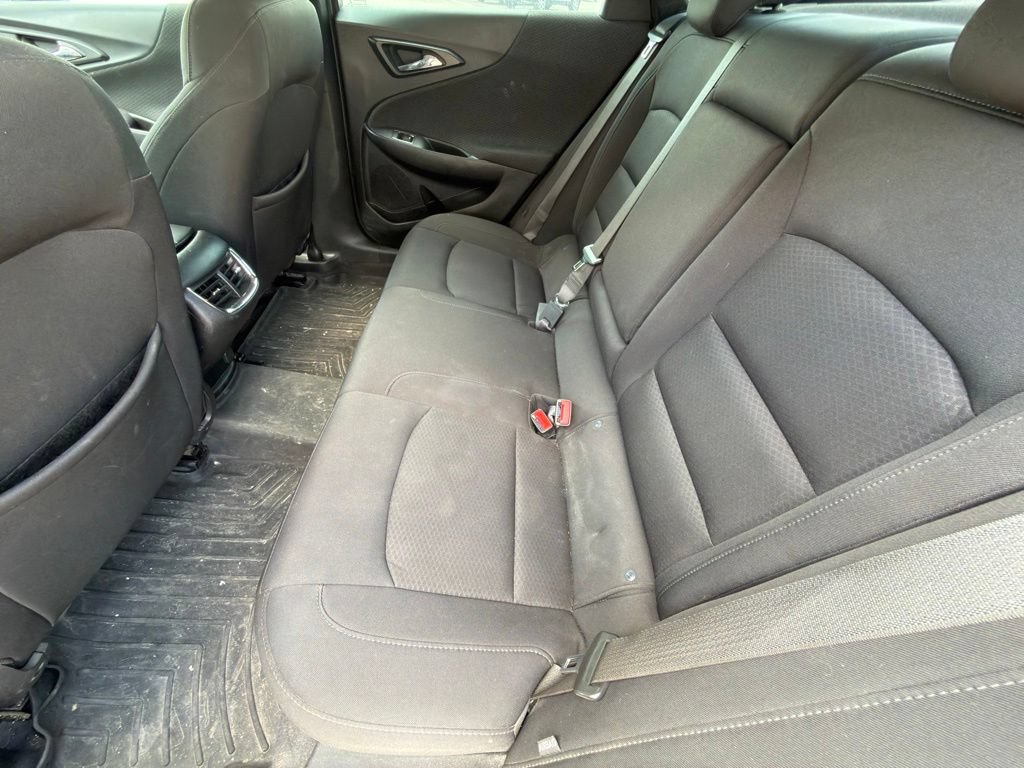 Used 2020 Chevrolet Malibu LT FWD image 14