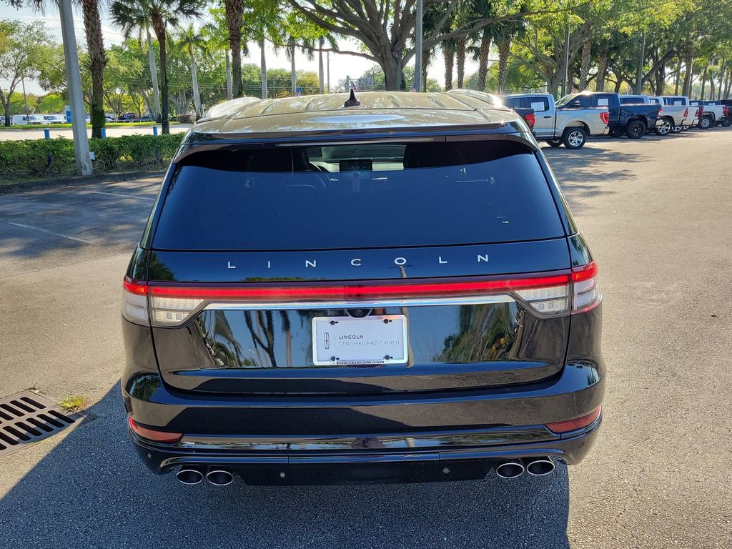 Certified 2022 Lincoln Aviator Reserve w/ Equipment Group 201A image 6