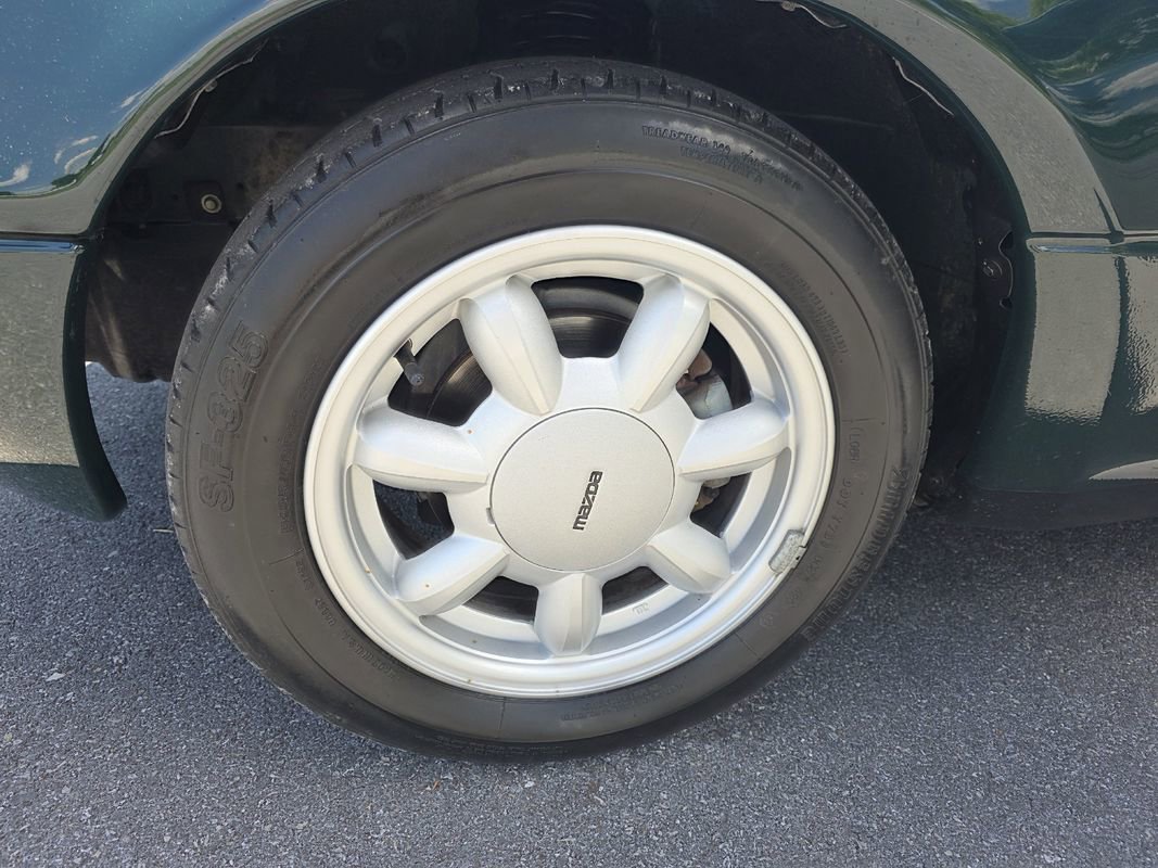 Used 1991 MAZDA MX-5 Miata RWD image 35