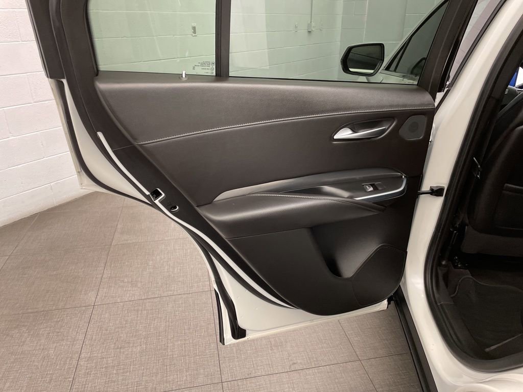 Used 2024 Cadillac XT4 Premium Luxury image 25