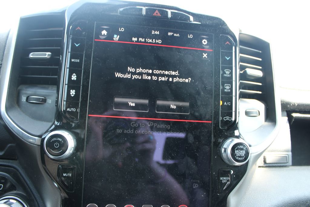 Used 2020 RAM 1500 Laramie w/ Sport Appearance Package image 28