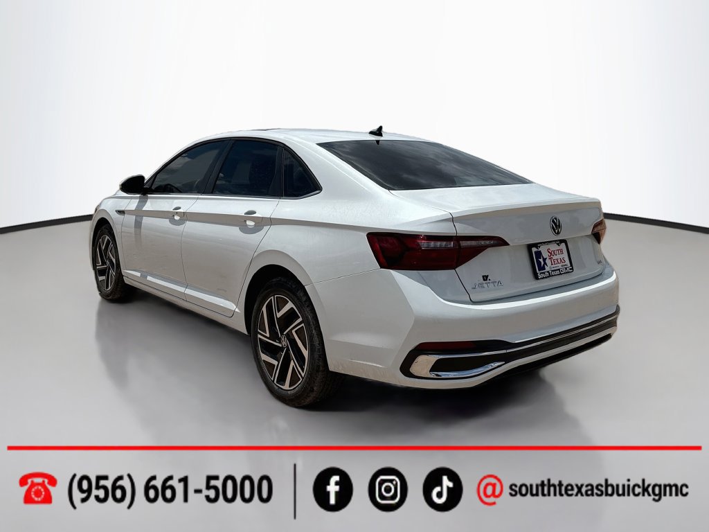 Used 2024 Volkswagen Jetta SEL FWD image 6