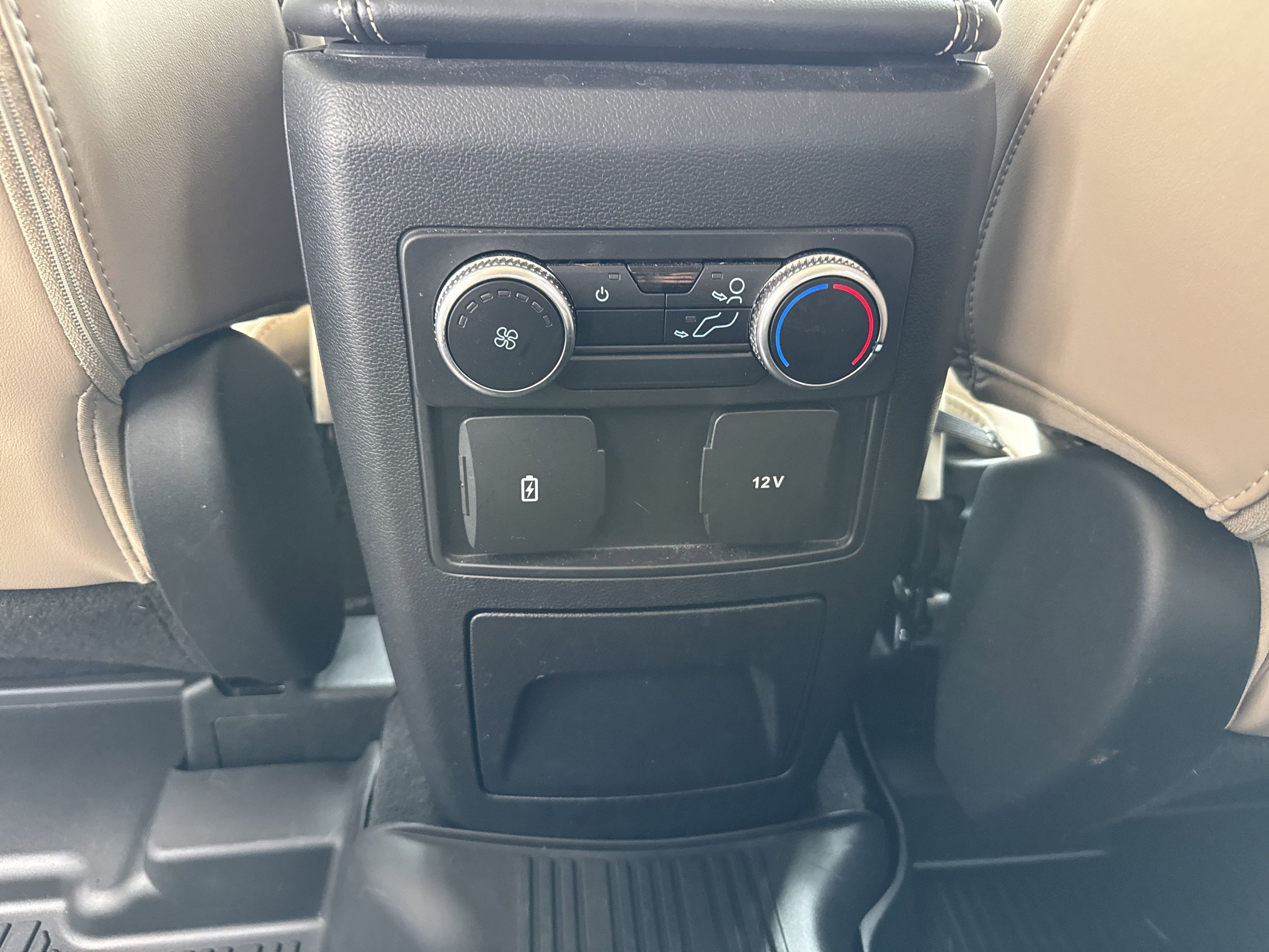 Used 2022 Ford Explorer XLT w/ Equipment Group 202A image 20