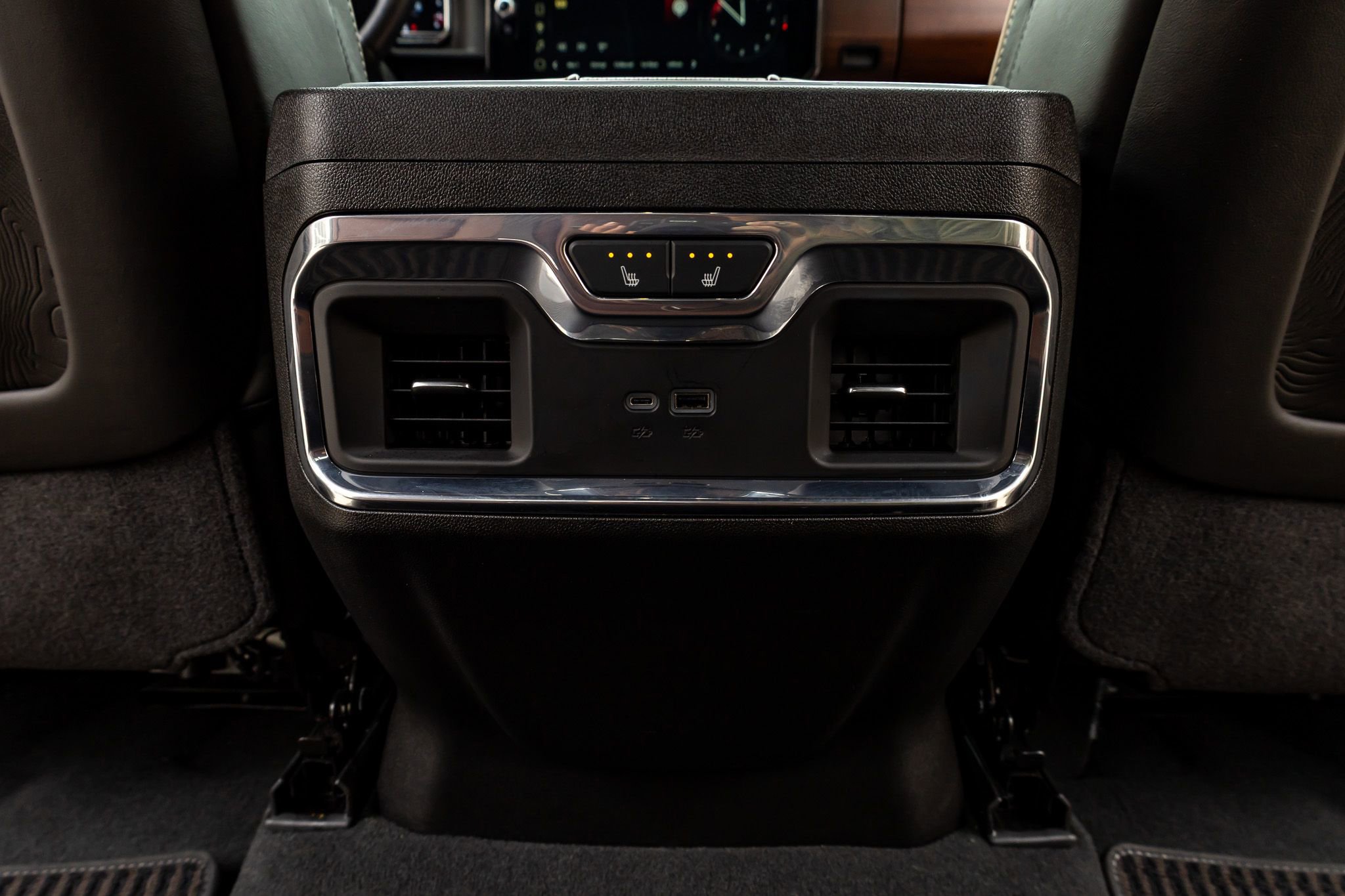 Used 2025 GMC Sierra 1500 Denali Ultimate image 32