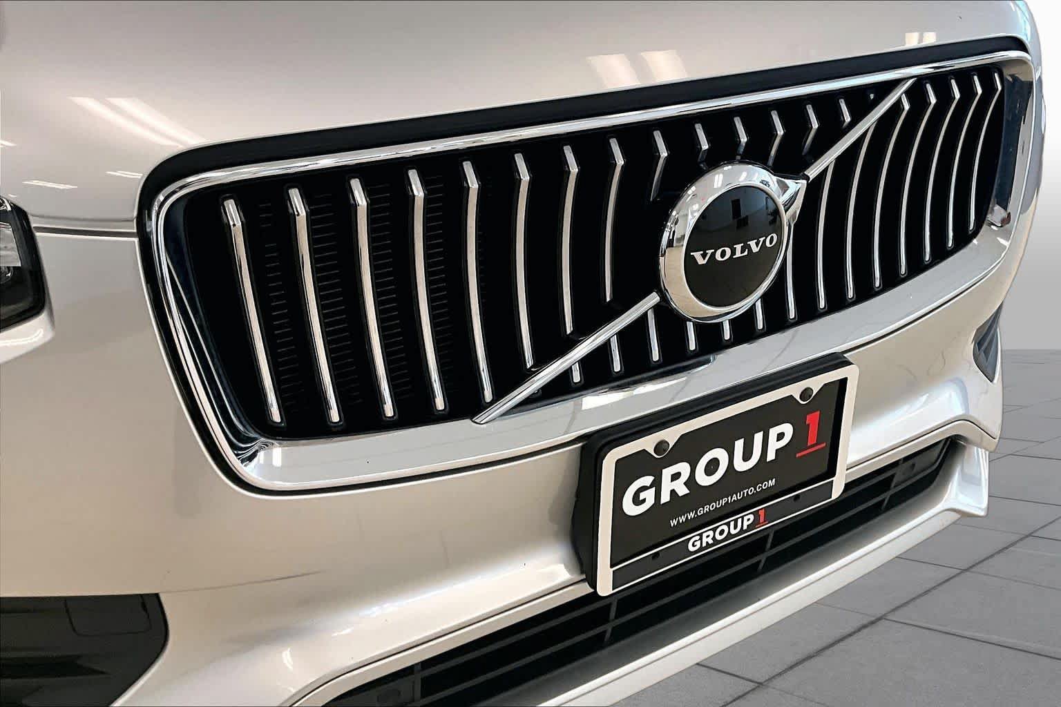 Used 2022 Volvo XC90 T5 Momentum w/ Climate Package FWD image 28
