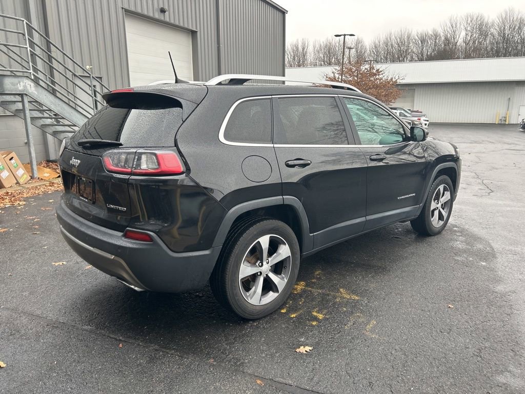 Used 2019 Jeep Cherokee Limited image 4