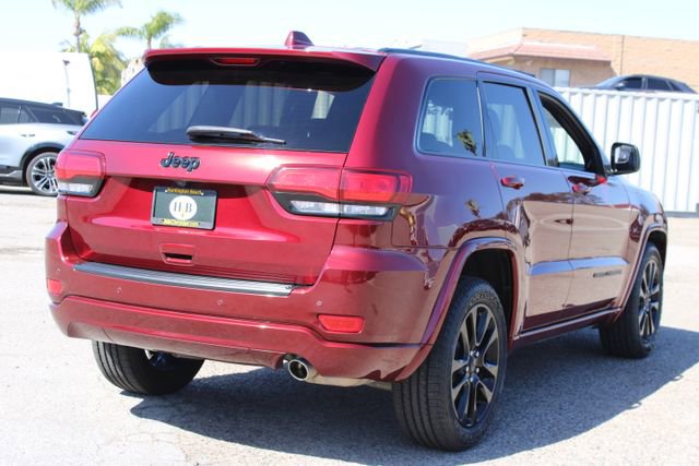 Used 2021 Jeep Grand Cherokee Laredo X image 5