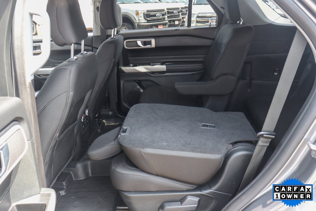 Used 2021 Ford Explorer XLT image 29