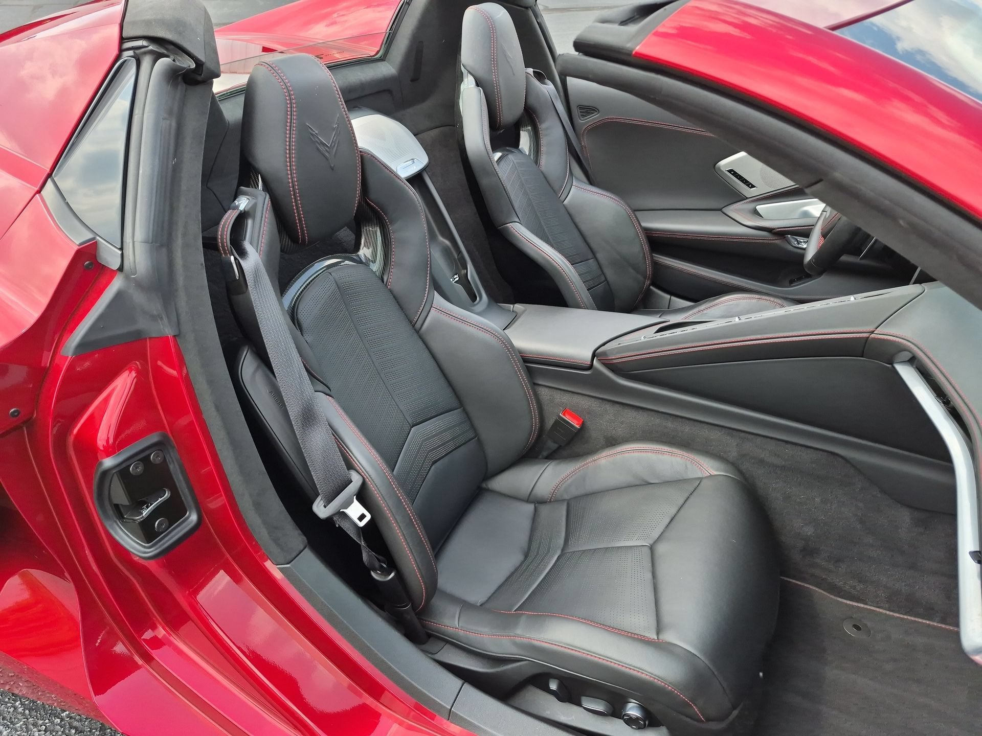 Certified 2023 Chevrolet Corvette Stingray Premium Conv w/ Z51 Performance Package RWD image 24
